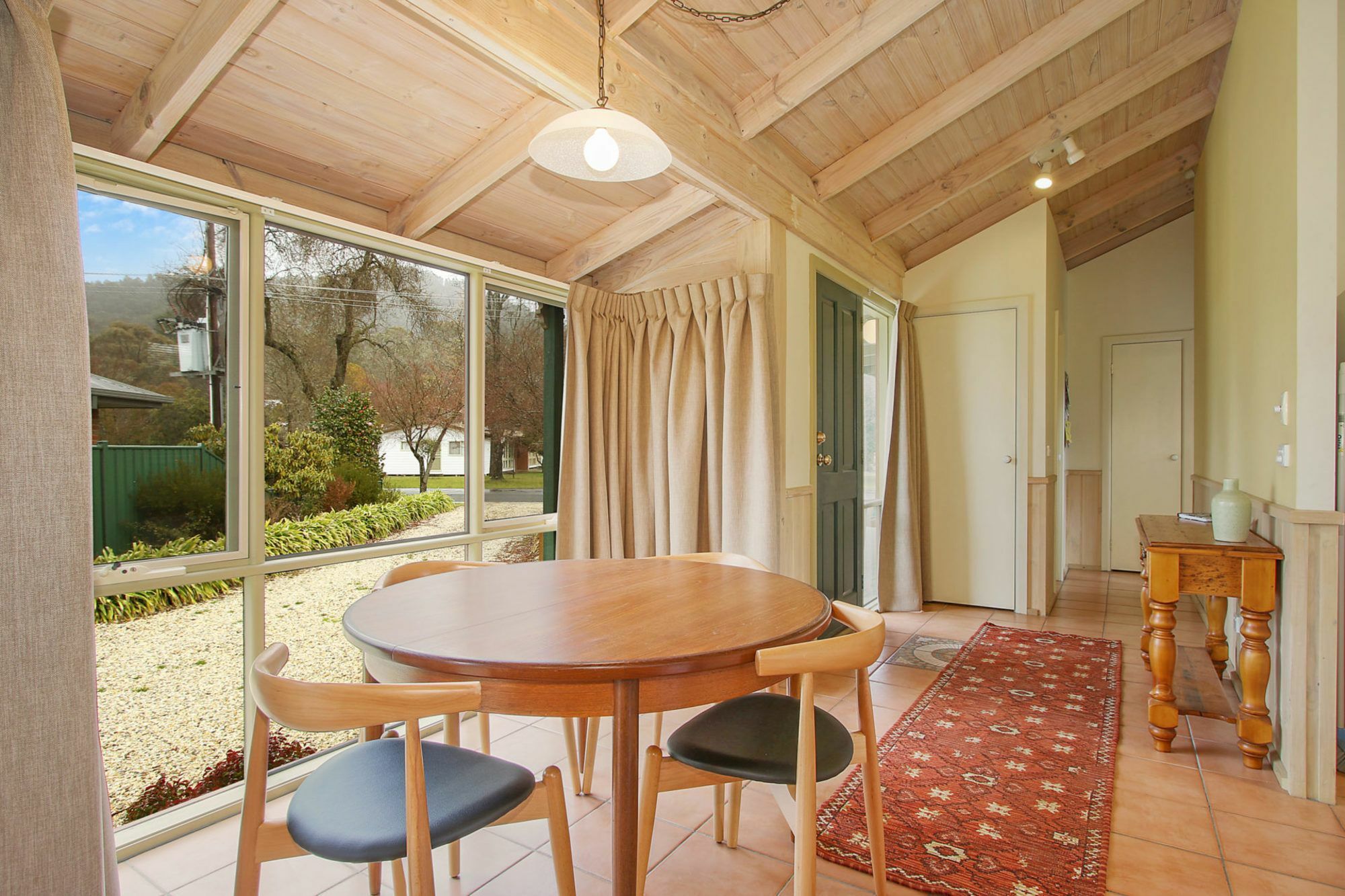 Apartamento R & R In Bright - Short Walk To Town Exterior foto