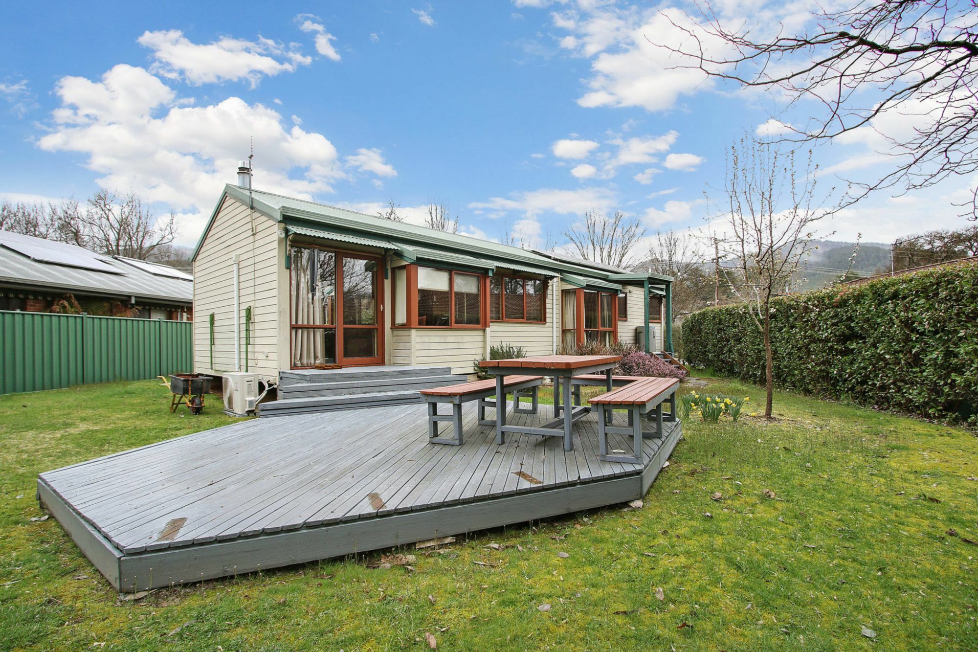 Apartamento R & R In Bright - Short Walk To Town Exterior foto