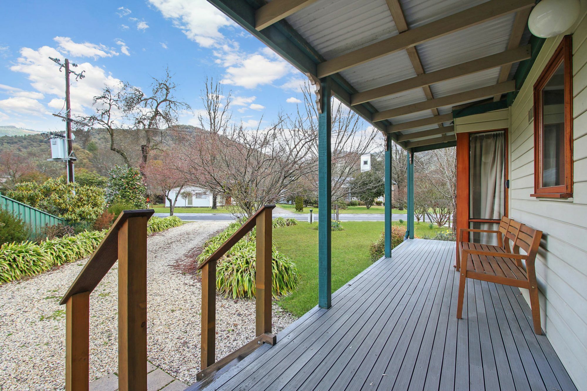 Apartamento R & R In Bright - Short Walk To Town Exterior foto